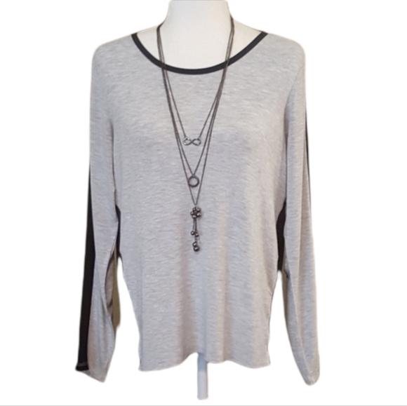 DKNYC - Color Block Gray & Black Long Sleeve Top - Picture 1 of 7